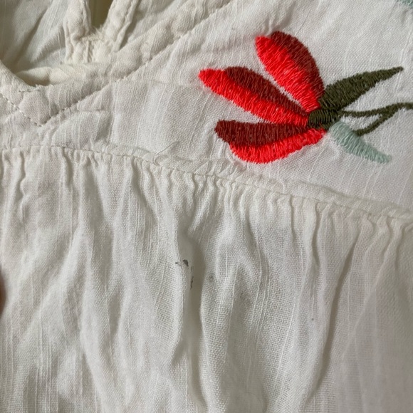 Embroidered top - Picture 4 of 5